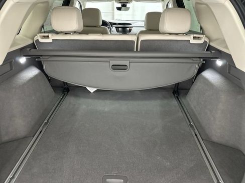 Used 2022 Cadillac XT5 Premium Luxury w/ Technology Package FWD image 16