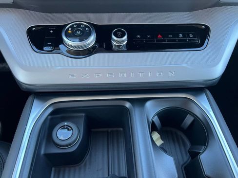 New 2026 Ford Expedition Max Active image 31