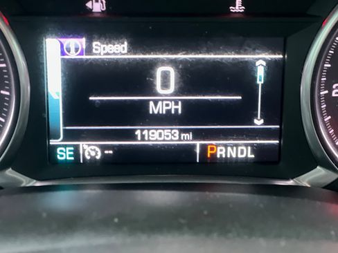 Used 2017 GMC Acadia SLT image 28