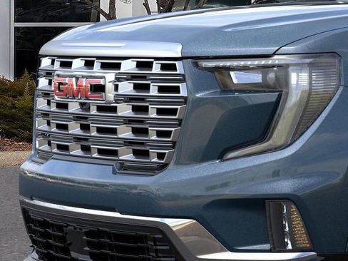 New 2026 GMC Acadia Denali w/ Super Cruise Package image 13