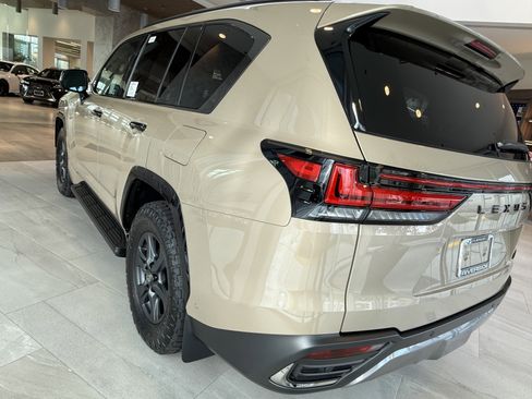 New 2026 Lexus LX 700h Overtrail AWD/4WD image 9