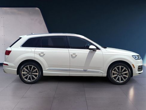 Used 2017 Audi Q7 2.0T Premium Plus w/ Premium Plus Package AWD/4WD image 6