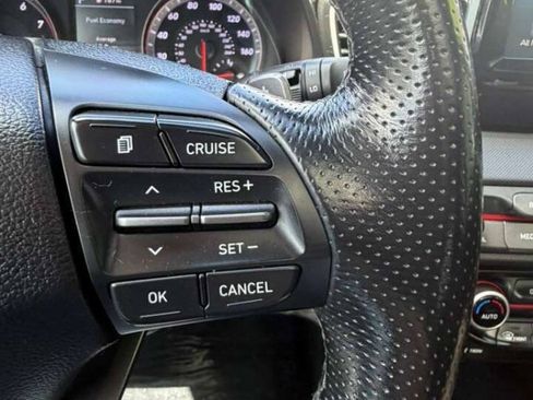 Used 2019 Hyundai Veloster Turbo FWD image 21