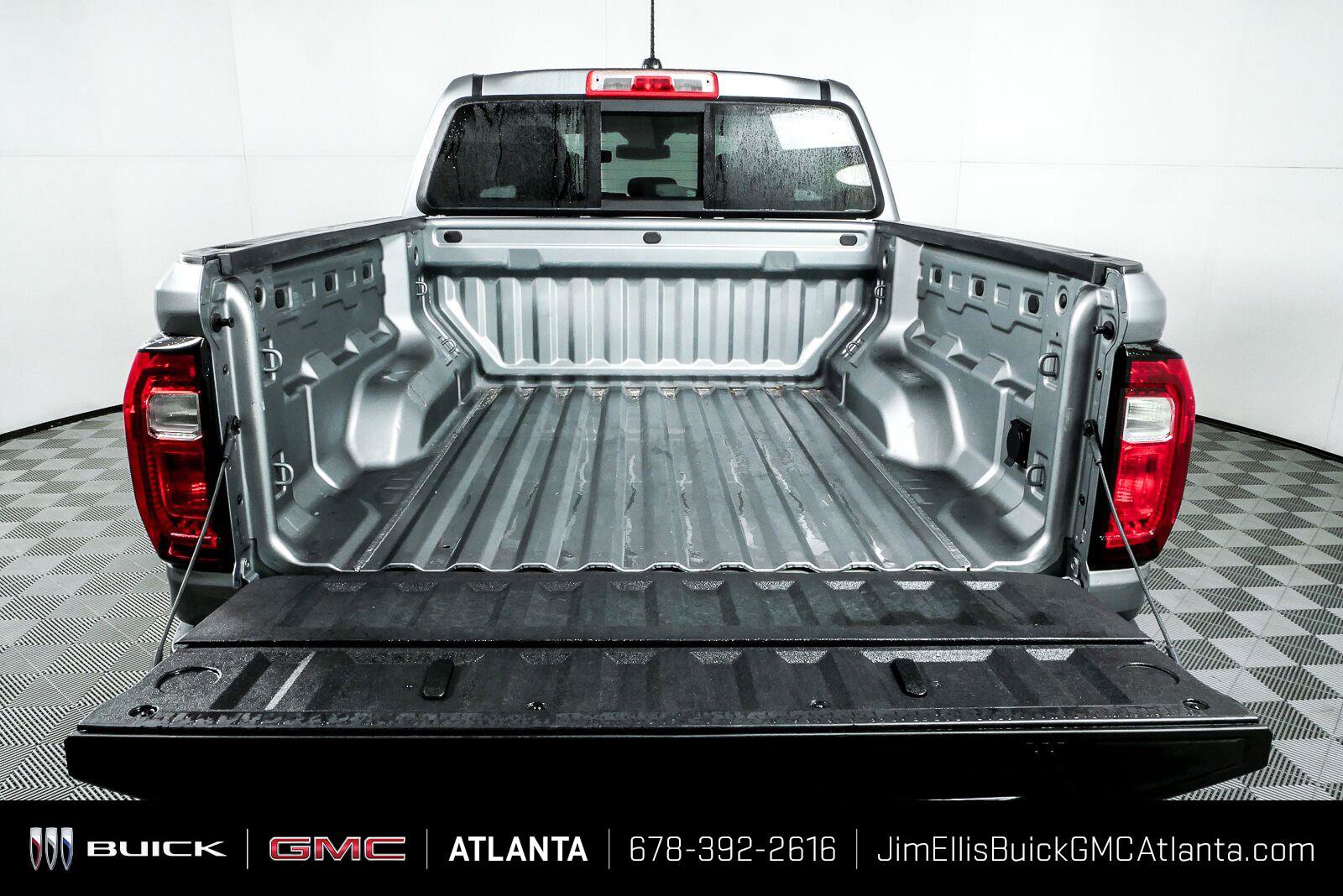 Used 2025 GMC Canyon Elevation w/ Convenience Package RWD image 30