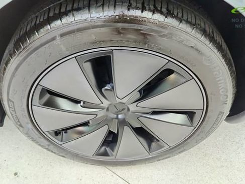 Used 2025 Tesla Model 3 RWD image 59