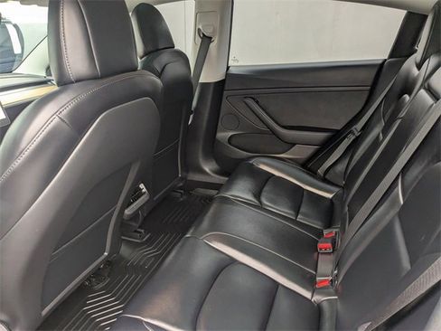 Used 2022 Tesla Model 3 Long Range image 13