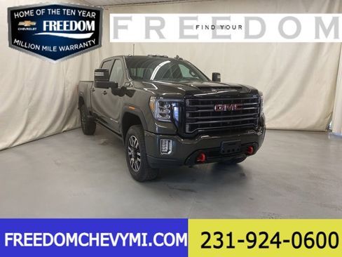 Used 2023 GMC Sierra 2500 AT4 w/ AT4 Premium Plus Package image 1