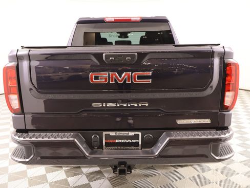 Used 2025 GMC Sierra 1500 Elevation image 22