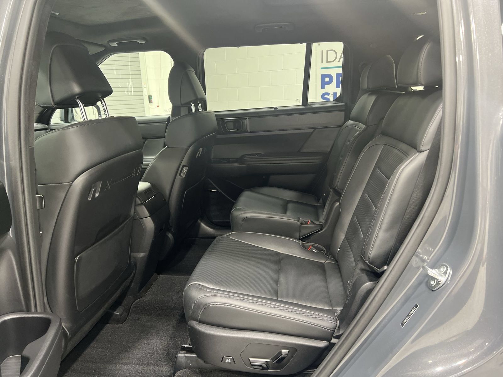 Used 2025 Hyundai Santa Fe Calligraphy AWD/4WD image 23