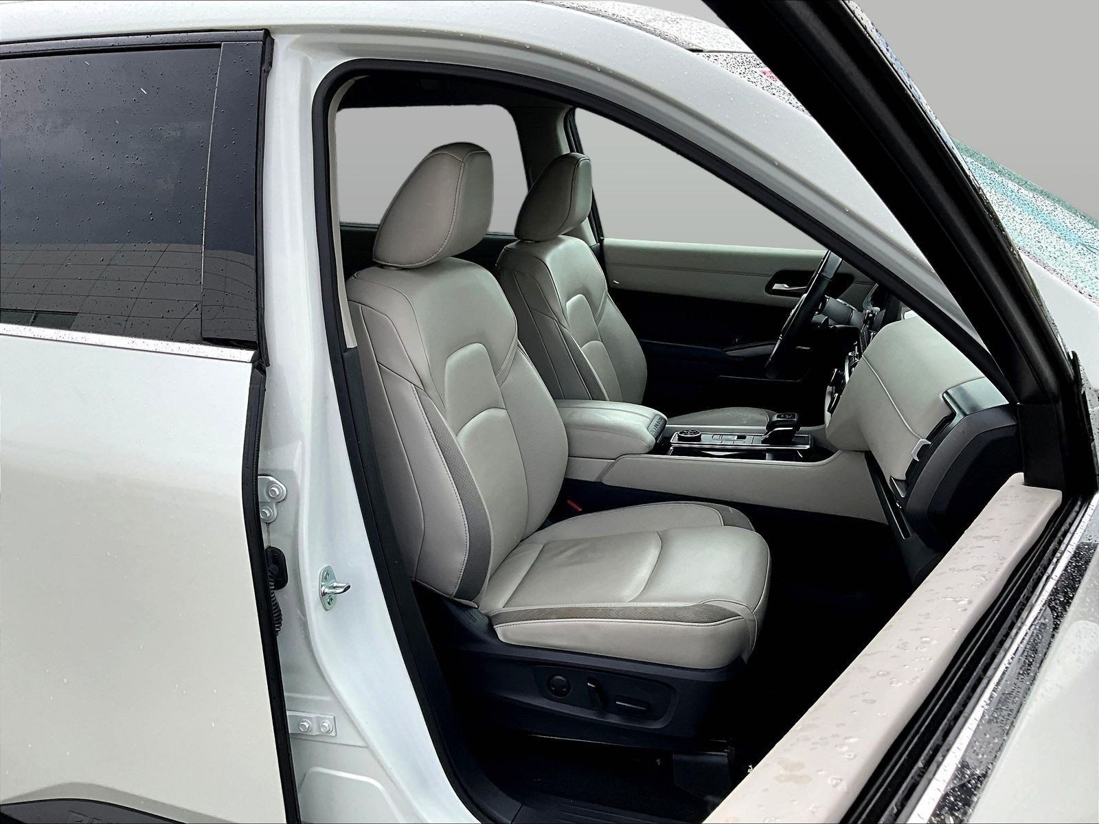 Certified 2023 Nissan Pathfinder SL AWD/4WD image 32