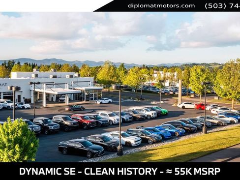 Used 2024 Land Rover Discovery Sport Dynamic SE AWD/4WD image 3