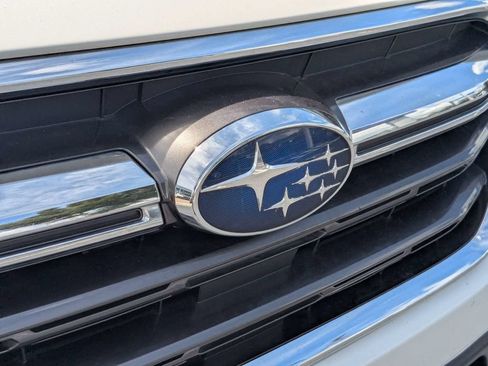 Used 2019 Subaru Outback 2.5i Limited AWD/4WD image 10