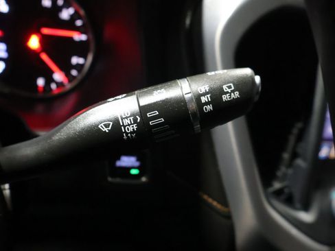 Used 2023 GMC Acadia AT4 w/ Technology Package AWD/4WD image 37