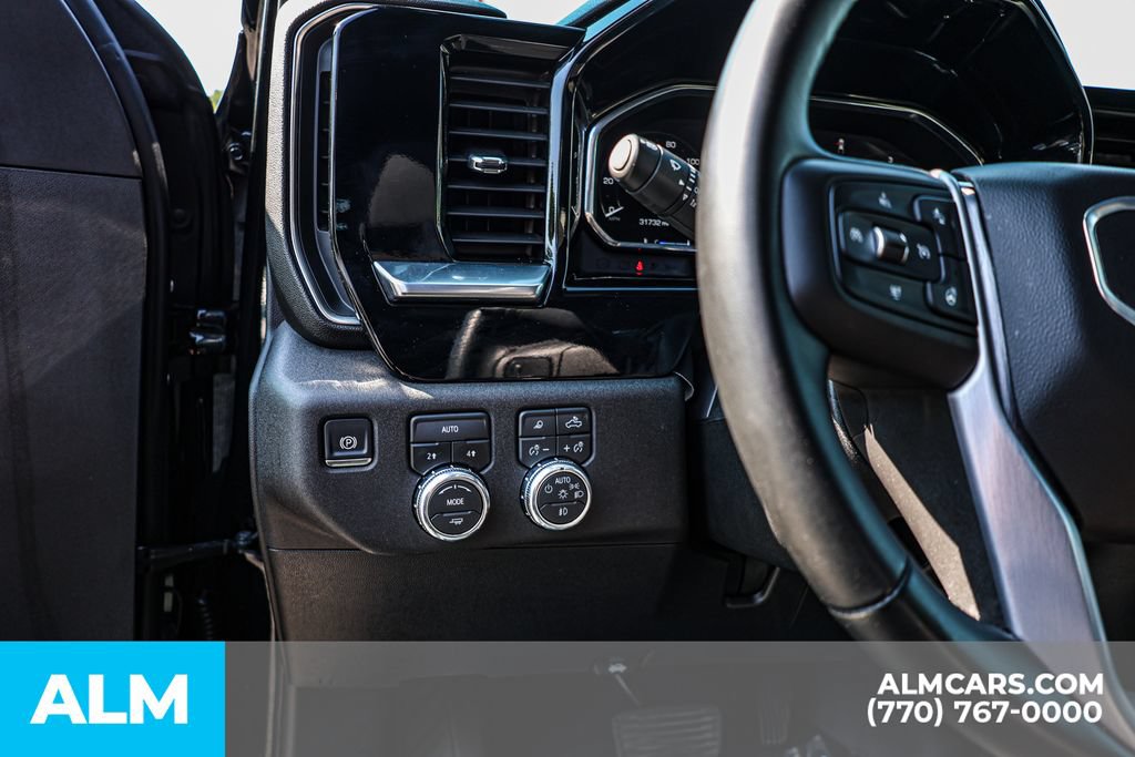 Used 2026 GMC Sierra 1500 SLT AWD/4WD image 23