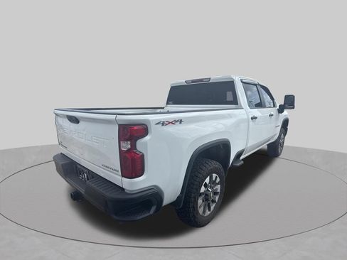 Used 2024 Chevrolet Silverado 2500 Custom w/ Custom Convenience Package AWD/4WD image 4