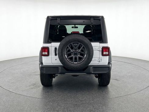 Used 2025 Jeep Wrangler Unlimited Sport AWD/4WD image 7