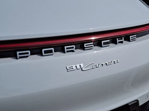 Used 2023 Porsche 911 Carrera image 30