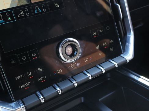 Certified 2025 GMC Acadia Elevation image 30