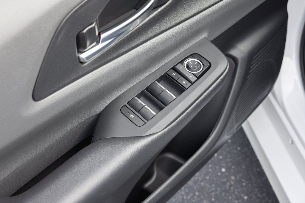 Certified 2025 Toyota Prius Limited FWD image 9