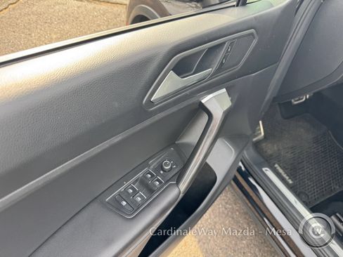Used 2021 Volkswagen Tiguan SE R-Line FWD image 10