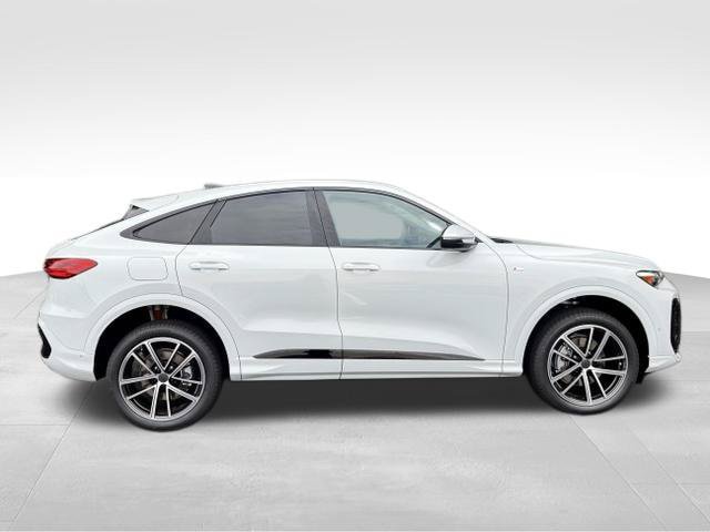 New 2026 Audi Q5 Premium Plus AWD/4WD image 3