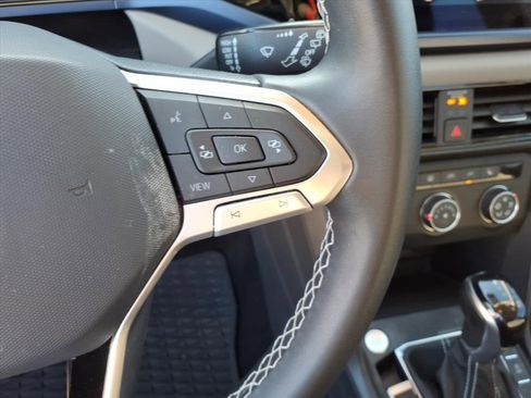 Used 2022 Volkswagen Taos SE image 20