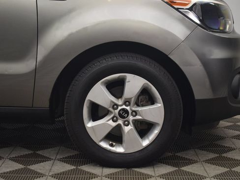 Used 2019 Kia Soul w/ Option Group 020 FWD image 24