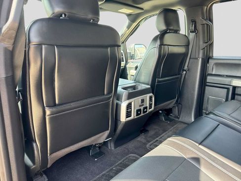 Used 2018 Ford F150 Lariat w/ Equipment Group 502A Luxury AWD/4WD image 17