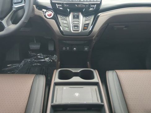 New 2026 Honda Odyssey Elite image 17