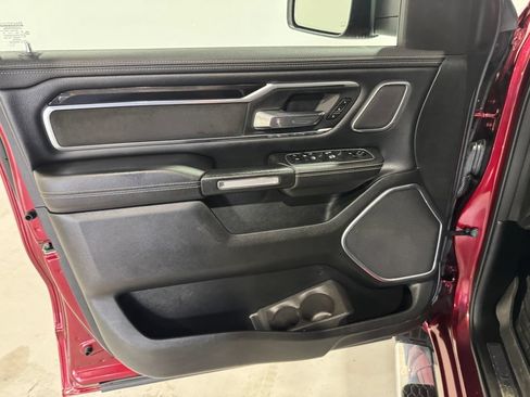 Used 2022 RAM 1500 Laramie AWD/4WD image 16