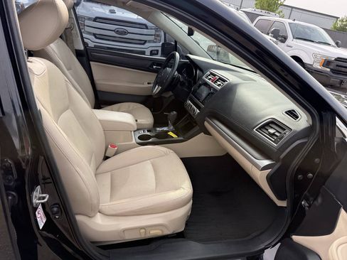 Used 2017 Subaru Legacy 2.5i Limited AWD/4WD image 11