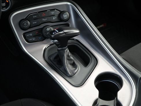 Used 2022 Dodge Challenger GT RWD image 22