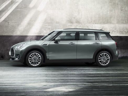 Used 2017 MINI Cooper Clubman image 1