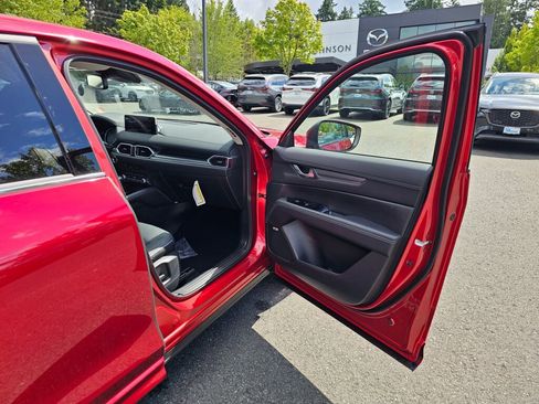 New 2025 MAZDA CX-5 AWD 2.5 S w/ Premium Plus Pkg image 29