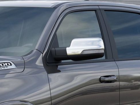 New 2025 RAM 1500 Laramie image 12