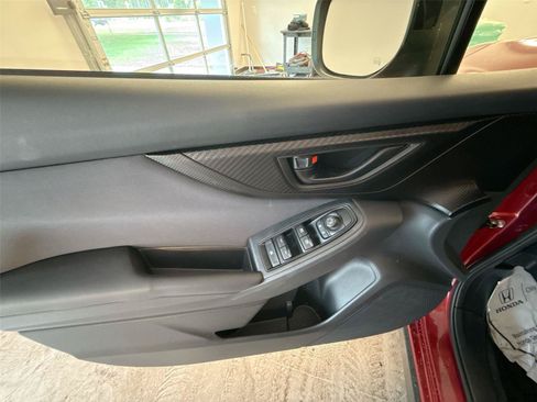 Used 2019 Subaru Crosstrek 2.0i Premium w/ Eyesight System AWD/4WD image 15
