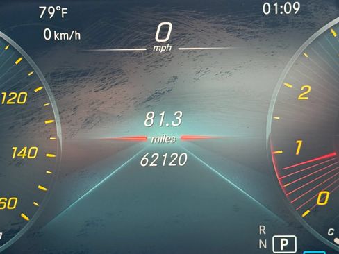 Used 2021 Mercedes-Benz GLC 300 4MATIC image 19