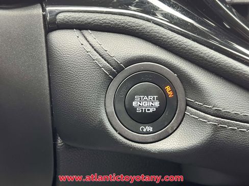 Used 2022 Dodge Durango GT image 29