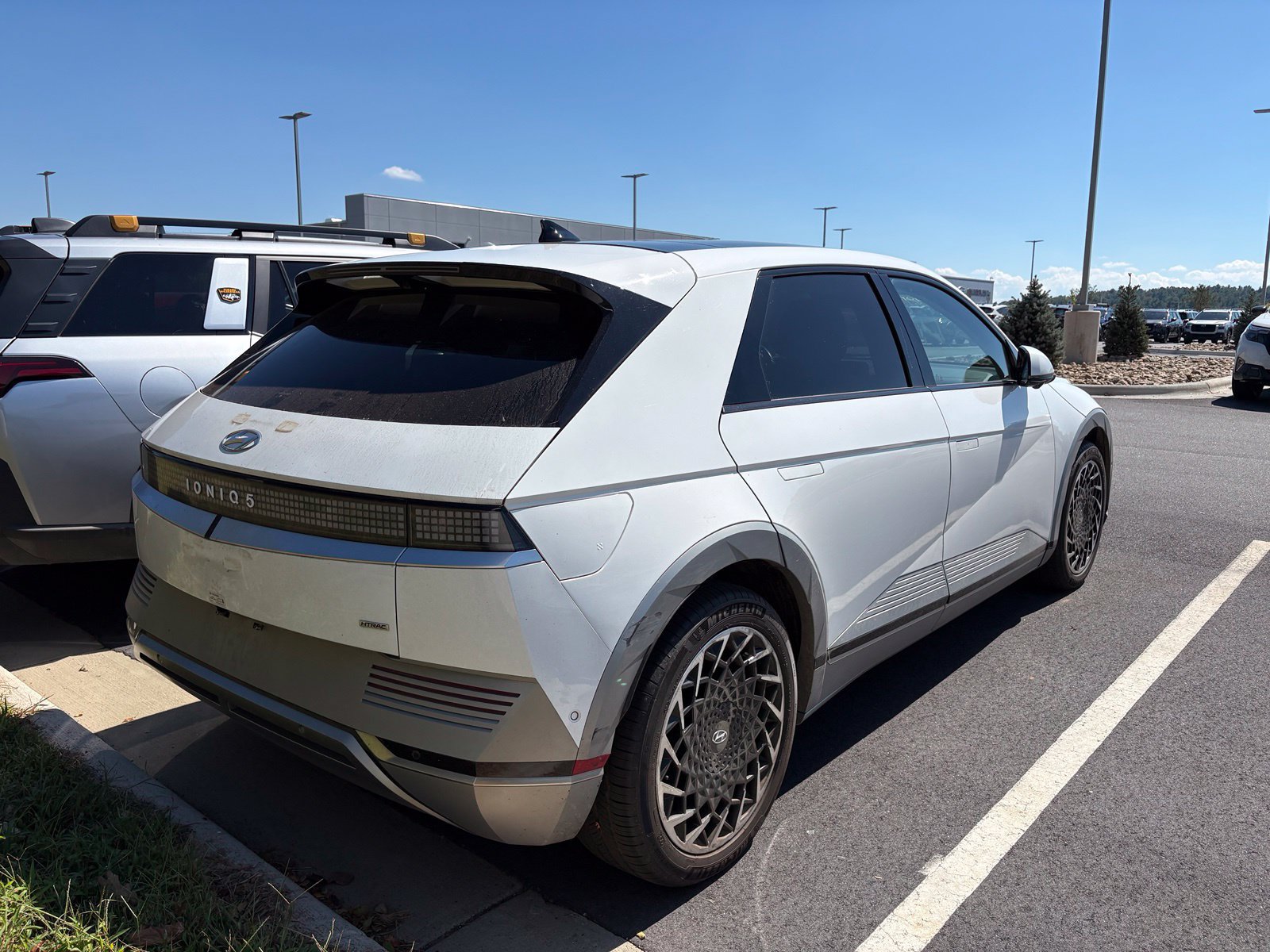 Used 2024 Hyundai Ioniq 5 Limited AWD/4WD image 6