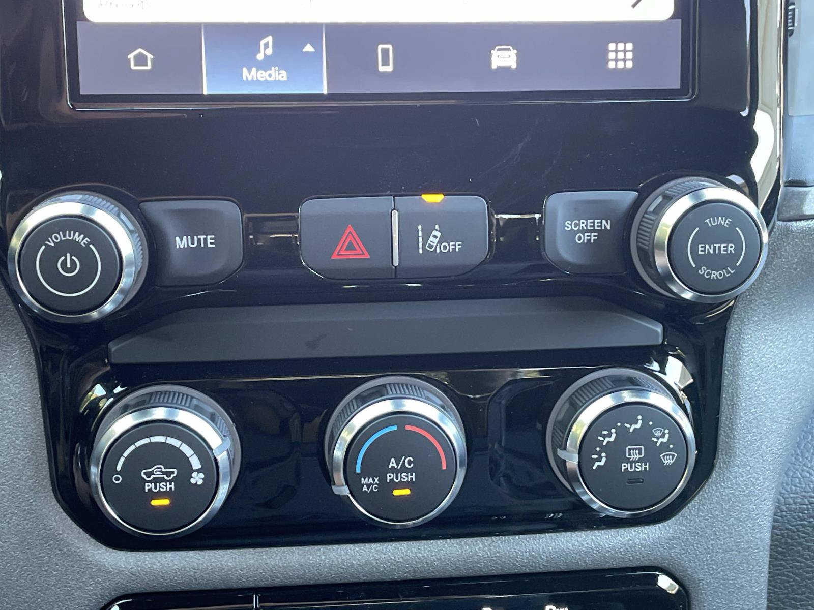 Used 2027 RAM 1500 Tradesman RWD image 28