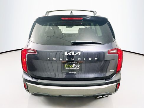Used 2025 Kia Telluride S image 7
