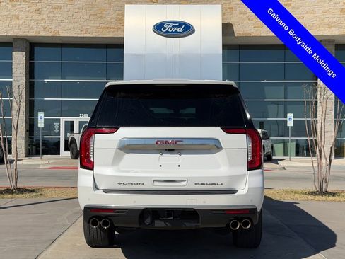 Used 2022 GMC Yukon XL Denali w/ Advanced Technology Package image 23