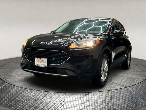 Used 2021 Ford Escape SE image 4