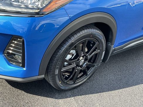 Used 2023 Nissan Kicks SR image 28