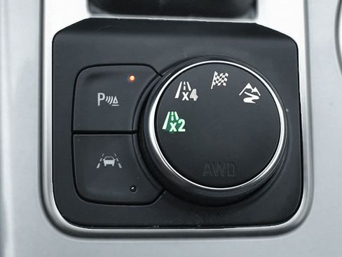 Used 2022 Chevrolet Blazer RS AWD/4WD image 21