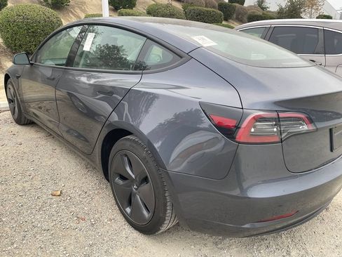 Used 2023 Tesla Model 3 Standard Range RWD image 5