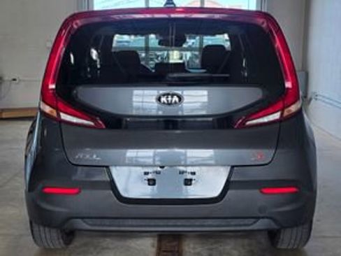 Used 2021 Kia Soul S image 4
