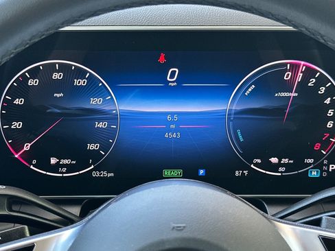 Certified 2025 Mercedes-Benz GLC 350e 4MATIC image 25
