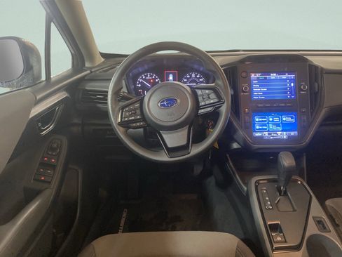 Used 2024 Subaru Crosstrek 2.0i image 17