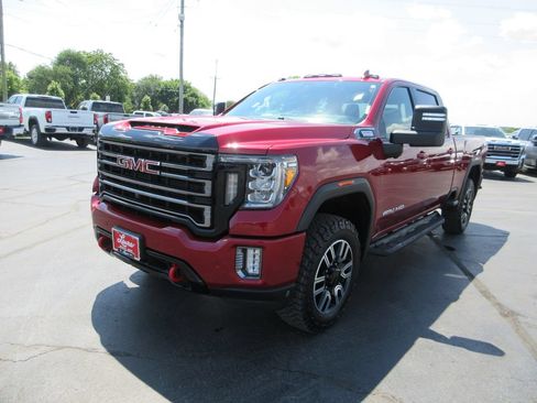Certified 2020 GMC Sierra 2500 AT4 w/ AT4 Premium Package AWD/4WD image 14